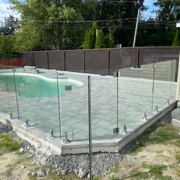 Tempered Glass work for pool